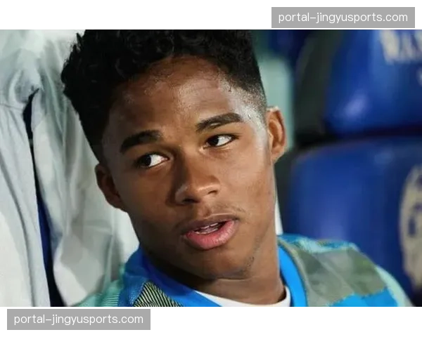 恩德里克当选法甲联赛月度最佳球员，租借里昂首月表现亮眼